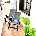 Apartament Luxury Sea Front Iv *